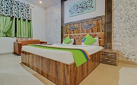 Treebo Trend Radha Palace